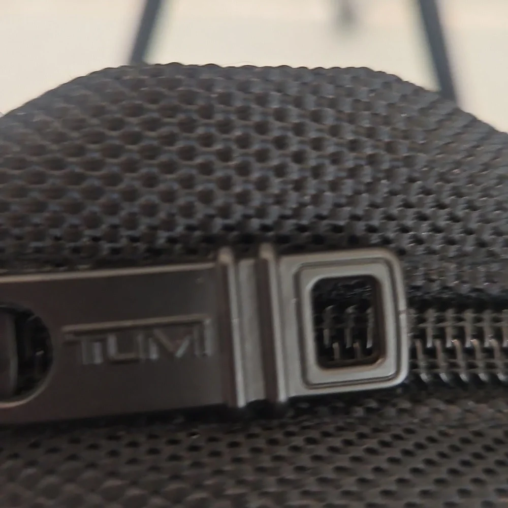 TUMI for Delta Black Cosmetic Toiletry Travel Bag